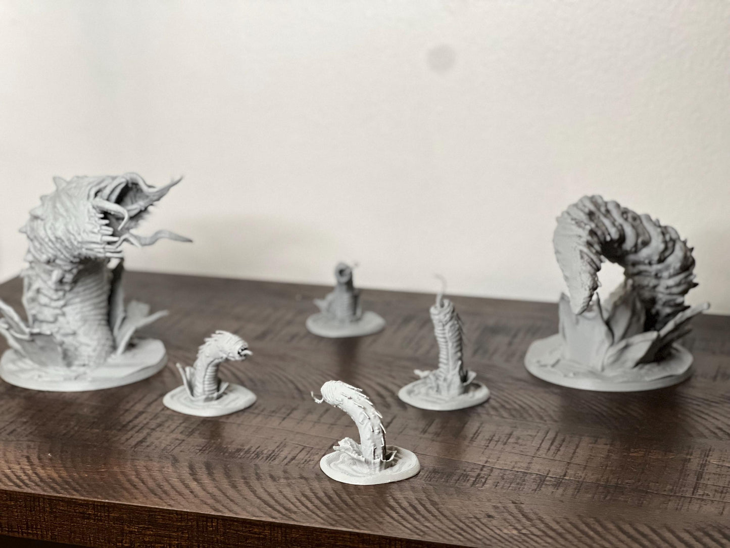 DnD Desert Creature Miniatures – Scarlet Worm, Wormling & Dune Beasts for Tabletop RPGs (Physical Minis)